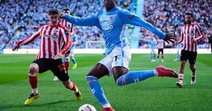 Sunderland Strikes Late To Defeat Coventry In Playoff