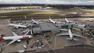 Massive Fire Shuts Down London Heathrow Airport