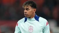 Lamine Yamal blasted for 'gestures' and lack of effort for Spain as Netherlands legend claims Barcelona wonderkid was in Jorrel Hato's 'pocket' in World Cup qualifier | Goal.com English Oman