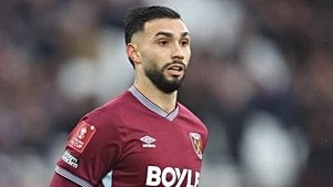 Wilsons Stoppage-Time Strike Lifts West Ham Over Spurs