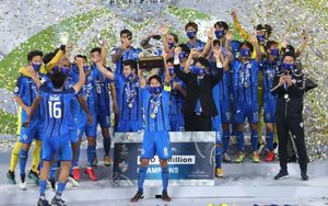 Ulsan Triumphs Over Suwon With Thrilling 3-2 Victory