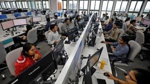 Indian IT Firms See H-1B Visa Approvals Plunge