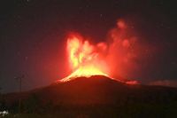 Volcano eruption sends ash 11 miles into sky