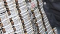 Lotería Nacional, sorteo en directo: números y décimos premiados de hoy, sábado 19 de abril