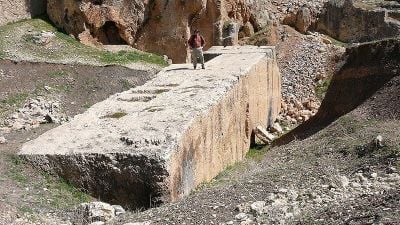 Baalbek Megaliti