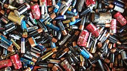 ATIK PİLLERİN ÇEVRE VE İNSAN SAĞLIĞI ÜZERİNDEKİ ETKİLERİ İLE GERİ DÖNÜŞÜM VE ÜLKE EKONOMİSİ