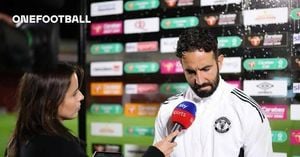 Manchester United Transfer Decisions And Early Struggles Shape New Season
