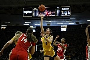 Iowa Women Dominate Ohio State After Early Injury Setback