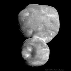 Yakından Geçen Asteroit Arrokoth