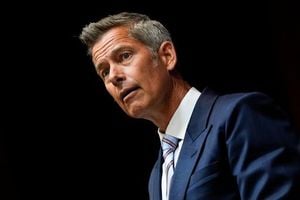 US Shutdown Threatens Airspace Closures And Mass Chaos