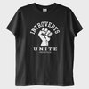 "Dünyanın Bütün İçedönükleri, Birleşin!" T-Shirt