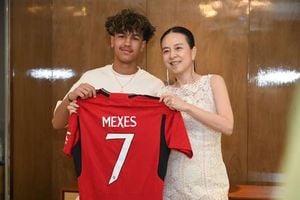 Manchester United Releases Silva Mequese For Thailand U17 Team