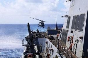 Venezuela Mobilizes Militias As U S Warships Approach