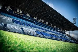 1. FC Köln Triumphs 2-1 Against SV Darmstadt 98