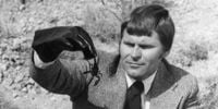Iconic Bond villain Bruce Glover dies age 92