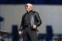 Pitbull brings his I’m Back Tour to the Hollywood Bowl