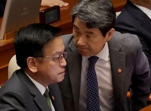 Choi Sang-mok Resigns As Impeachment Motion Fizzles