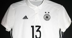 DFB Unveils Special Jersey For 125th Anniversary