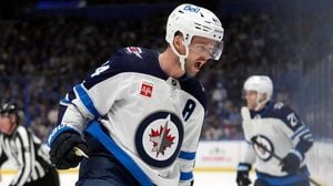 Morrissey Returns As Jets Aim To Even Series