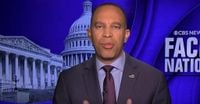 CBS Tried To Blame Democrats For Gerrymandering, But Hakeem Jeffries Wasn't Having It