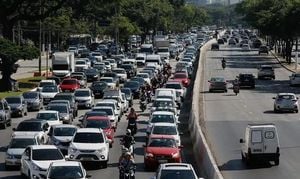 São Paulo Suspends Vehicle Rotation For Labor Day Holiday