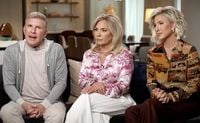 Todd & Julie Chrisley To Talk About Life Behind Bars & How Prison Allegedly Changed Them in ‘The Chrisleys: Life After Lockup’ Special: Watch the Trailer
