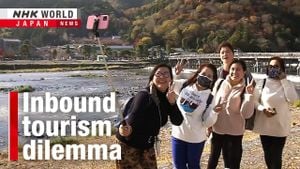 Japan Welcomes Record Number Of Foreign Tourists