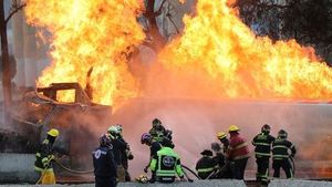 Mexico City Gas Tanker Explosion Sparks Safety Outcry