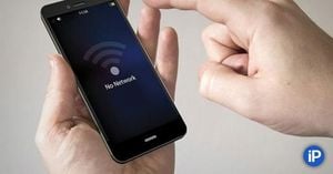 Massive Mobile Communication Failures Reported Across Russia