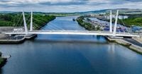 'Unexploded ordnance' found at Glasgow bridge as bomb squad rushes to scene