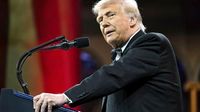 Trump targets opponents in Easter message on Truth Social