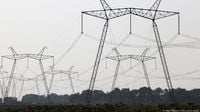 Ukraine: Russia targets energy grid, thousands without power – DW – 11/03/2025