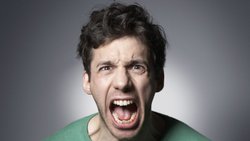 Sinirli Erkek Sendromu: Testosteron Seviyesindeki Düşüş Erkeklerin Daha Agresif Tavırlar Sergilemesine Neden Olabiliyor!