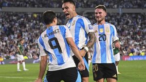 Argentina Edges Past Uruguay In World Cup Qualifiers