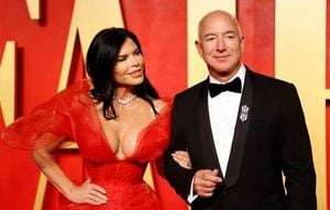 Jeff Bezos And Lauren Sánchez Set To Marry In Venice This Summer