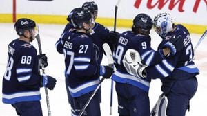 Jets Look To Extend Winning Streak Against Sharks