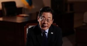 South Korea Faces Crisis Risks Over US Investment Demands