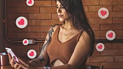 Sosyal medya günümüz insanlarını popüler kültürün kölesi yapıyor!