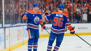 Oilers Battle Golden Knights In Crucial Game 3 Showdown