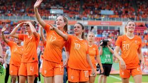 Netherlands Women's Team Stages Comeback Victory Against Scotland