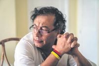 US says it will revoke Colombian president’s visa