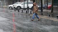 La tarde del sábado traerá fuertes lluvias y tormentas, y se pide atención ante la posible crecida de ríos