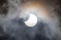 Sonnenfinsternis heute: Um wie viel Uhr geht's los?