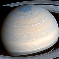 Uzay Aracı Cassini'den Satürn'ün Kızılötesi Görüntüsü