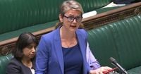 UK suspends refugee family reunion applications as part of asylum system changes