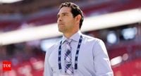 Fans rip FOX following Mark Sanchez’s departure over ‘Great Depression’-style audio during Panthers-Jets game | NFL News - The Times of India
