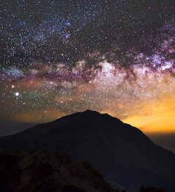 Uzay boşluğunda neden uzay kümelerini göremiyoruz?