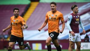 Wolves Triumph Over Bournemouth Despite Red Card Setback