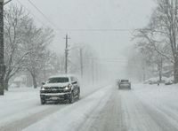 Snowfall warnings for 15-25 cm of snow in parts of Ontario this week