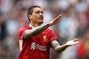 Liverpool Pay Emotional Tribute In Preseason Friendly